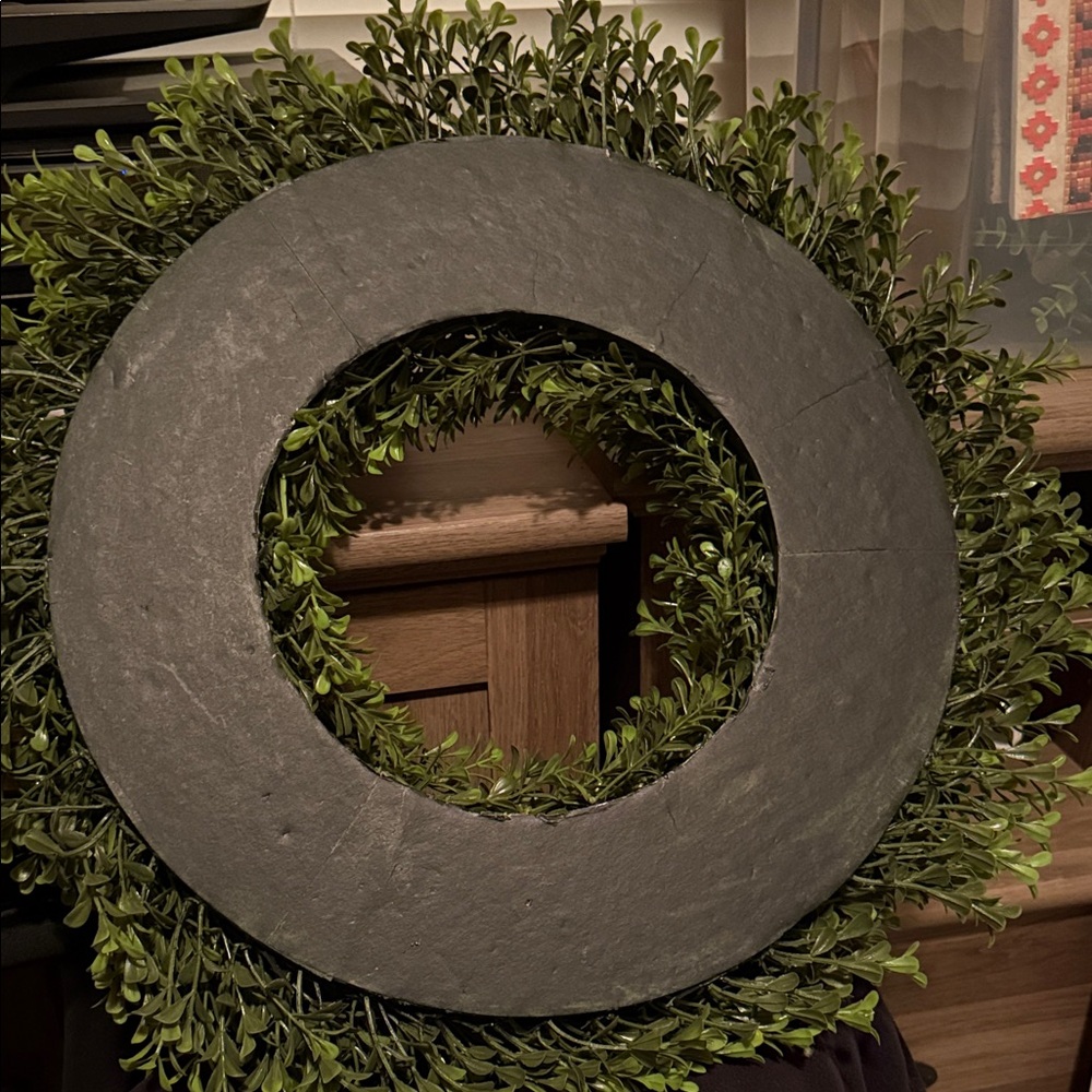 Green Holiday Wreath - Picture 2 of 2